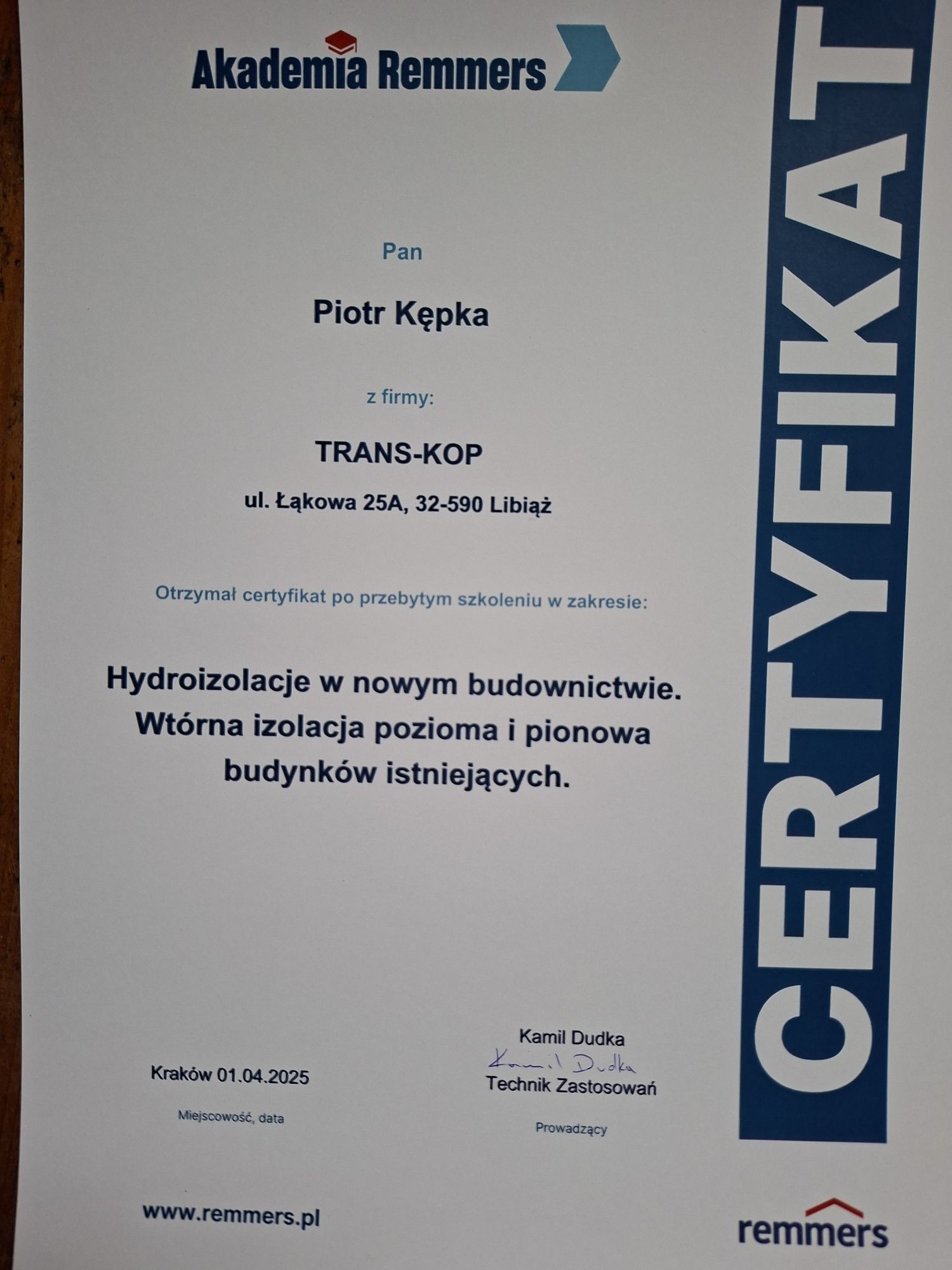 Osuszanie fundamentów , naprawa fundamentów