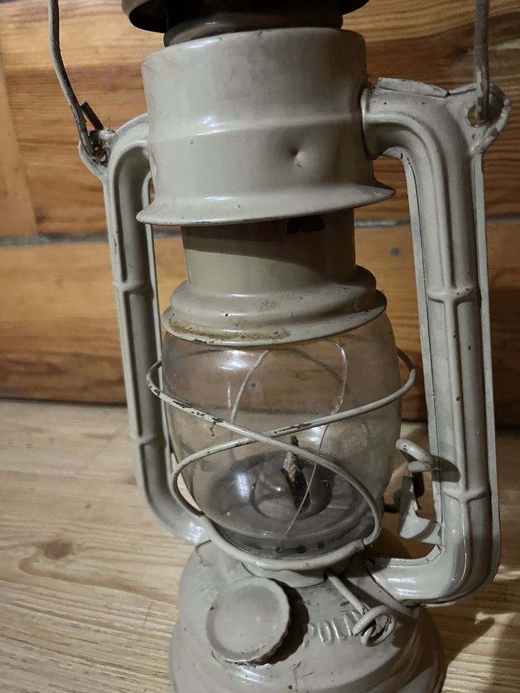 Lampa naftowa Jupiter