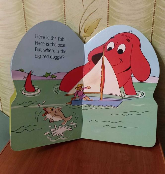 книжечка про  рыжую  собачку