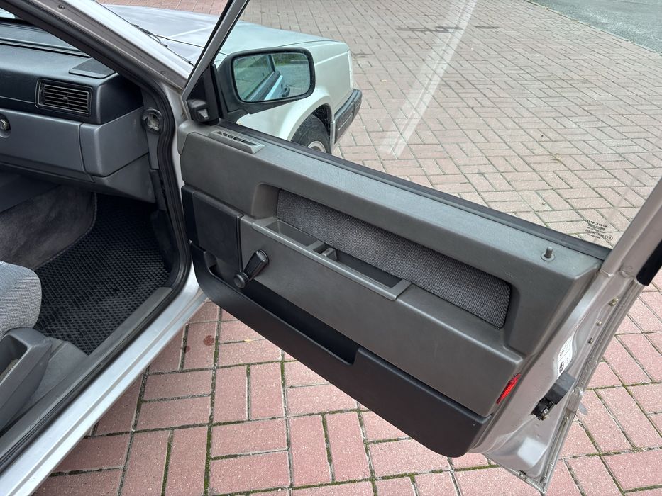 Продам Volvo 940 2.3 turbo(турбо) 1992 год выпуска,сел и полетел.