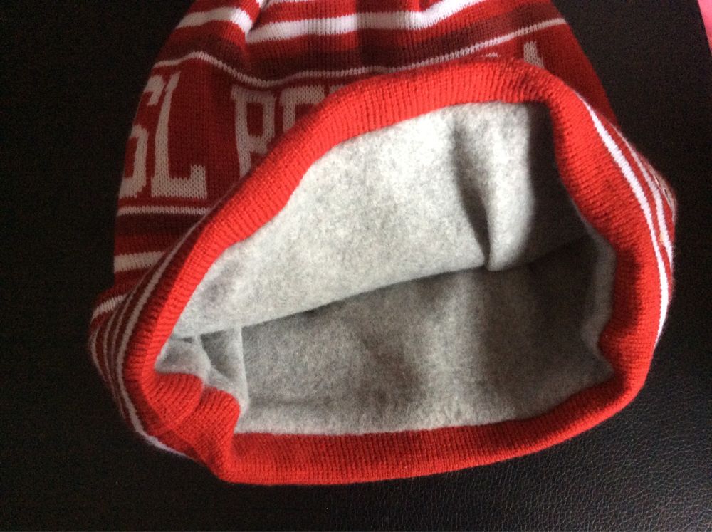 Gorro de Benfica em bom estado