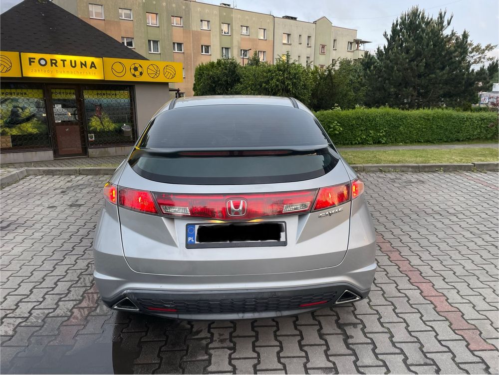Honda Civic 8 VIII 1.8 V-TEC