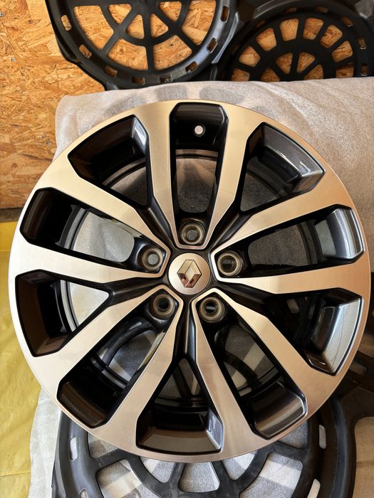 5x114.3 17 Renault Kadjar Captur II Talisman Megane IV Trafic III