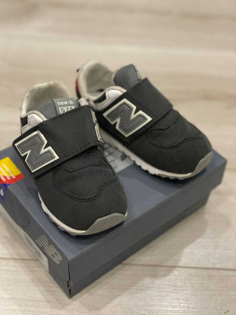 Продам куртку ZARA (весна-осень) и кроссовки NEW BALANCE 574 оригинал