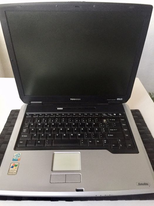 Laptop Toshiba SA40 (Hard drive não Incluído) M. Boas Condições