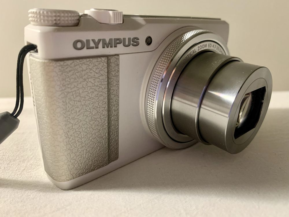 Olympus Stylus xz-10