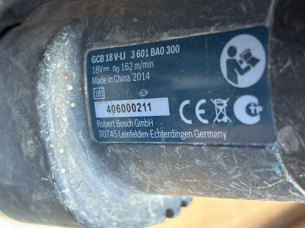Bosch GCB 18V-li piła taśmowa