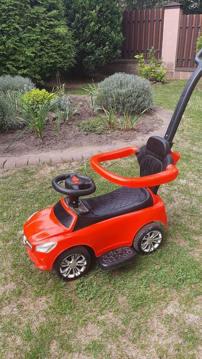 Машинка на вік 1-3 роки!