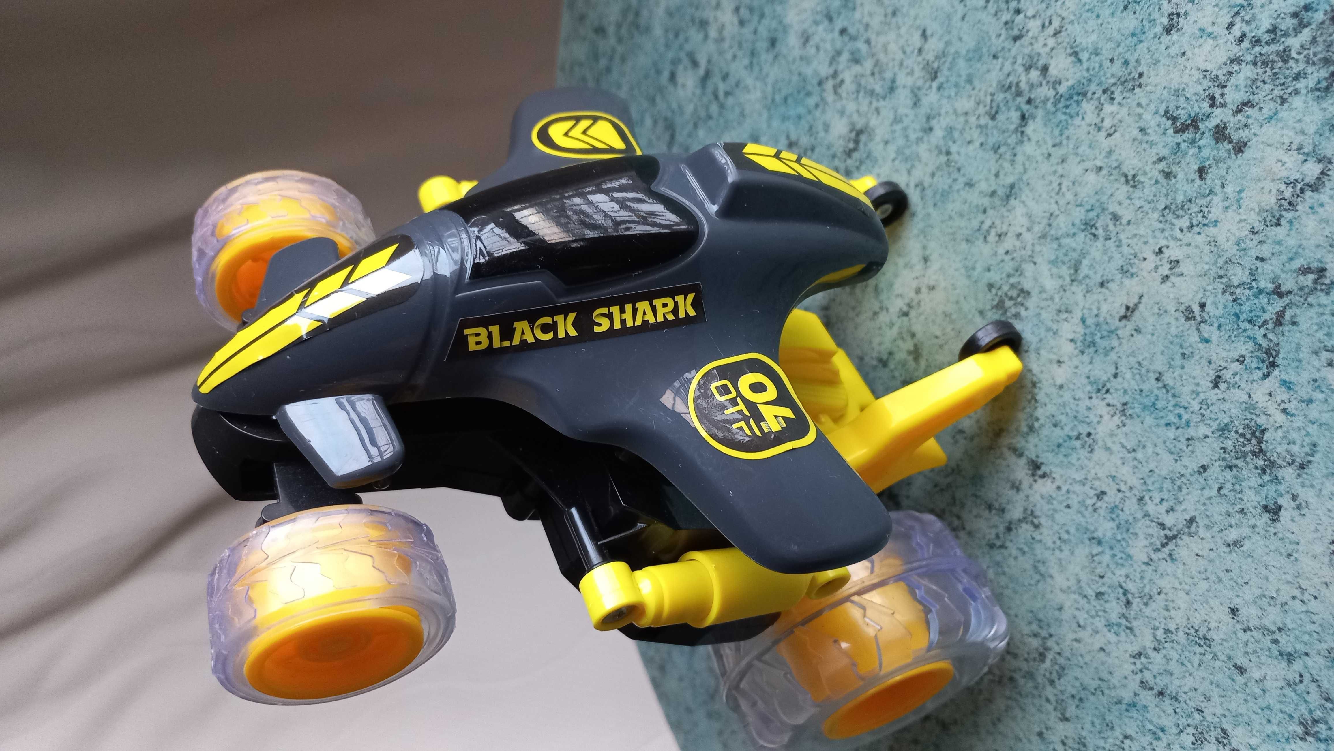 Samochód sterowany radiowo One Two Fun Black Shark-jak nowy!