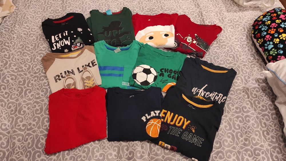 11 bluzek z długim rękawem dla chłopca