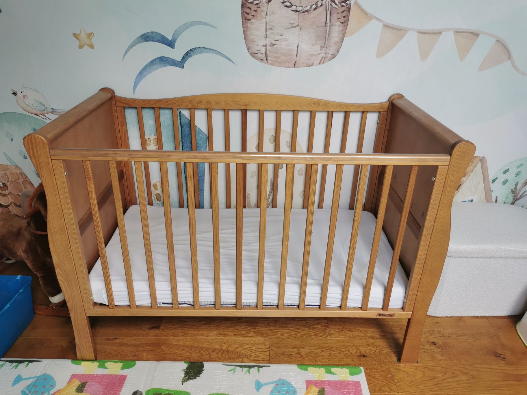 Łóżeczko dzieciece woodies +materac