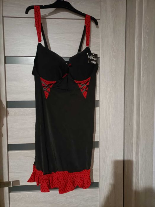 Koszula nocna ze stringami