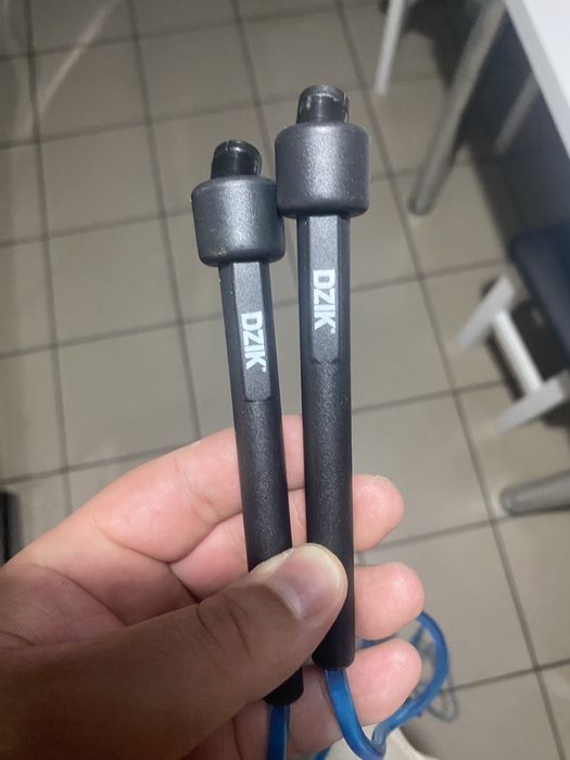 Skakanka dzik raz uzyta