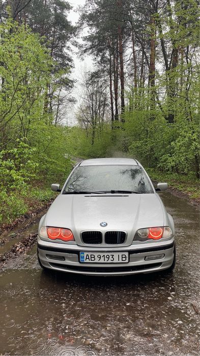Продам BMW в хорошому стані.