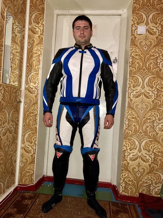 Мотоэкипировка, мотокостюм, шлем