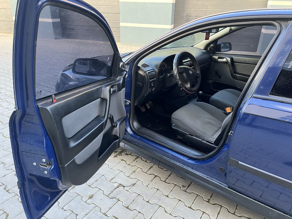 Продам Opel Astra 1.4 бенз