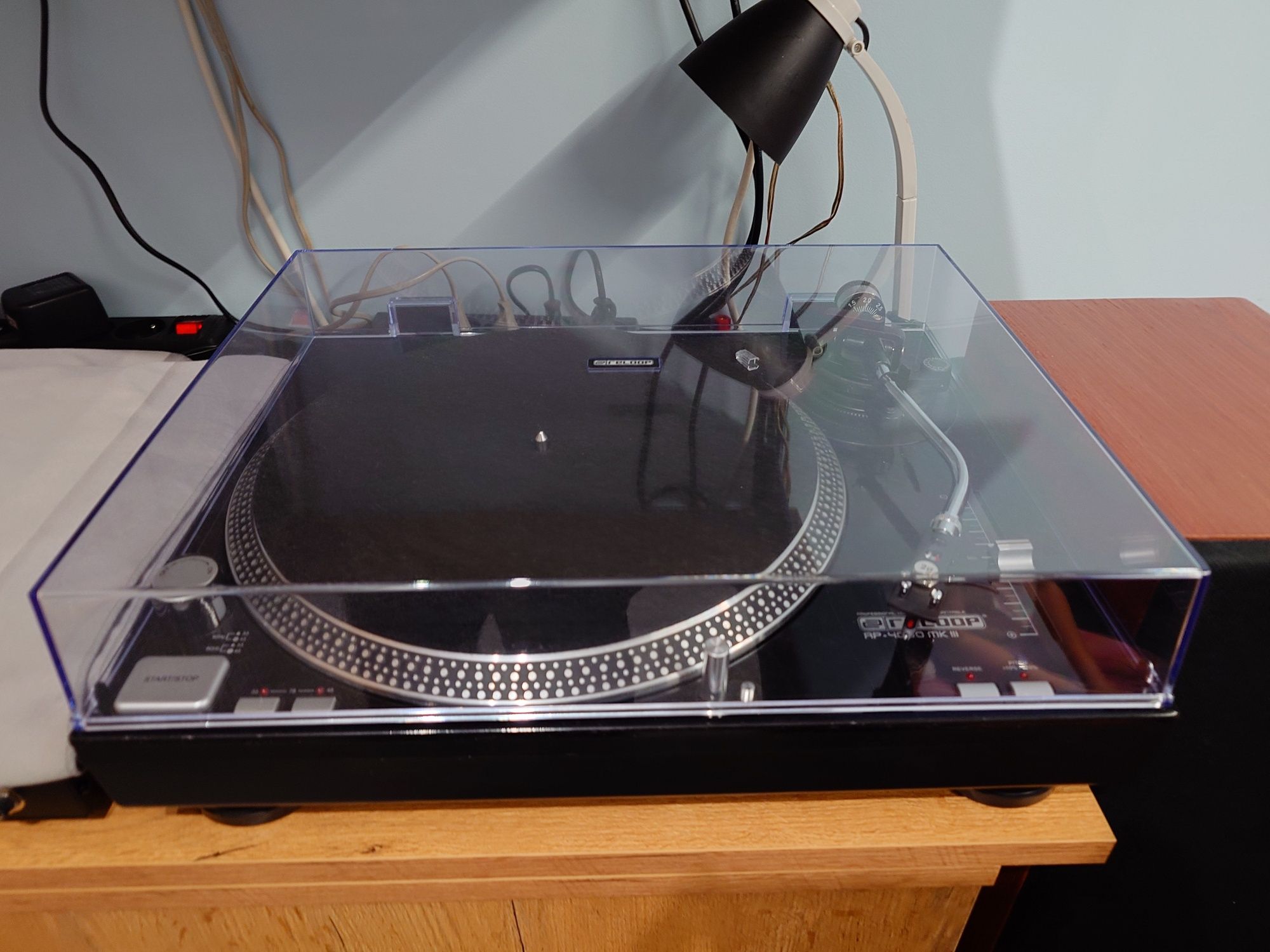 Gramofon DJski Reloop RP-4000 MK3 stan dobry sprawny