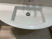 Uzywana umywalka firmy Roca