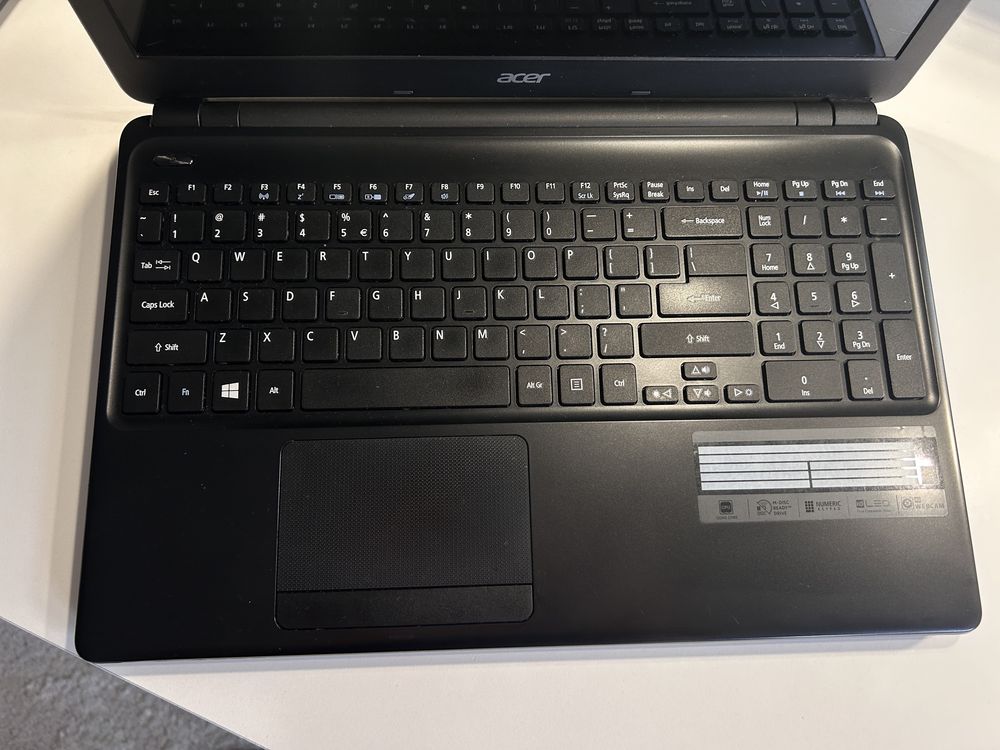 Laptop Acer Aspire E1 series