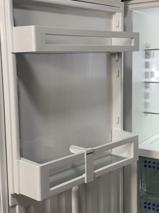 Вбудований холодильний Liebherr ICBN 3314 в ІДЕАЛЬНОМУ стані BioFresh