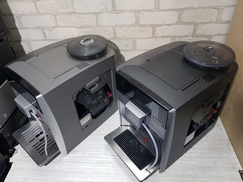 Кавомашина/кофемашина Siemens EQ.6 300/100  б/у з Німеччини