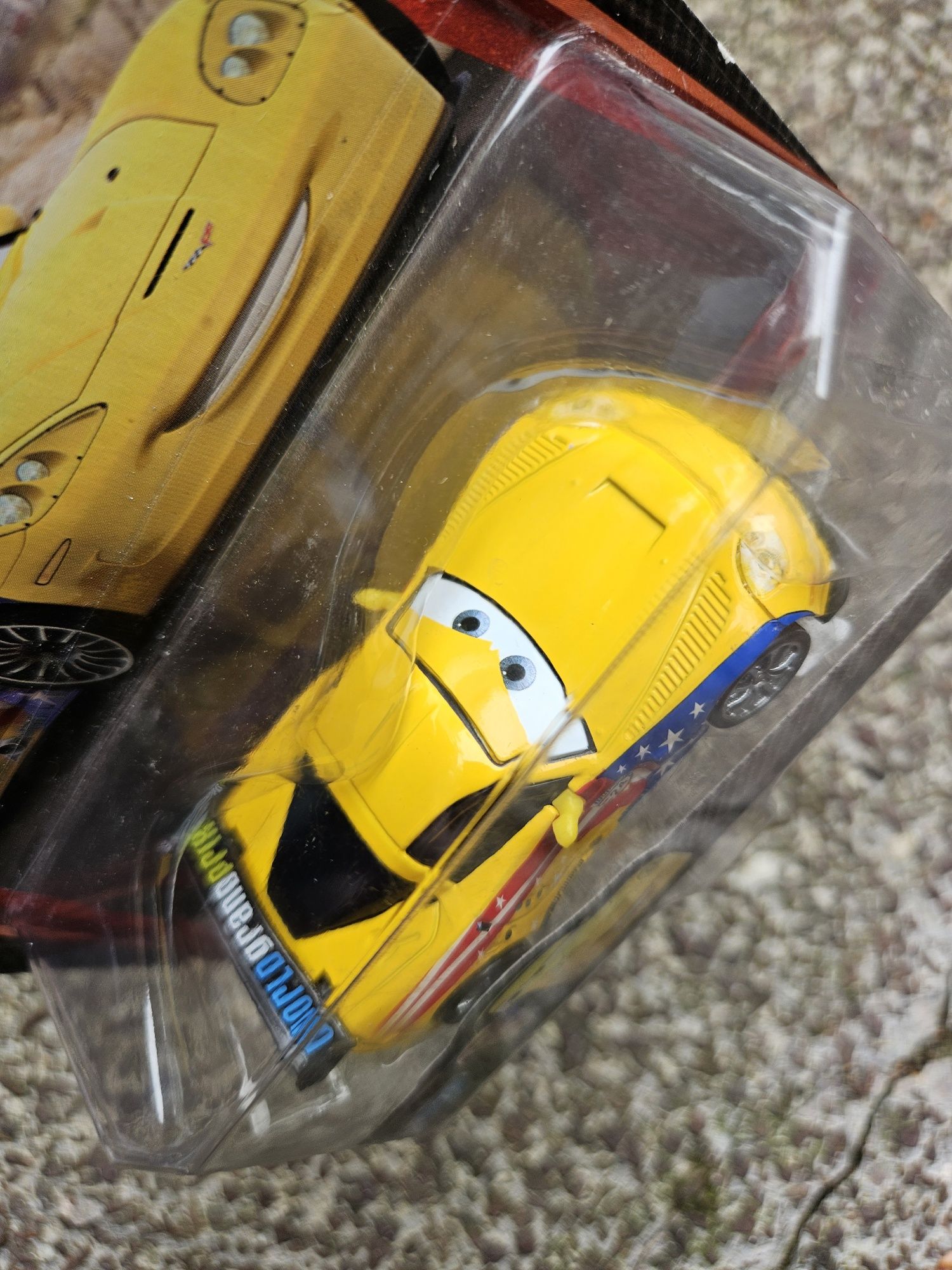 Jeff Gorvette metalowe Auto z bajki Cars Auta Disney Pixar
Firma Matte