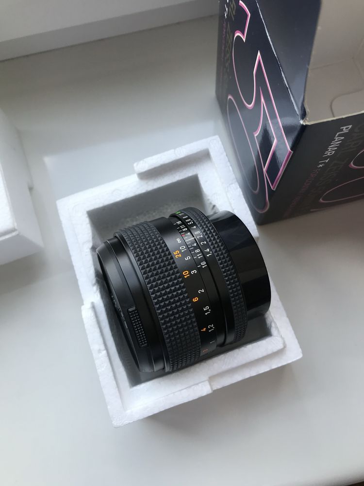NOWY Carl Zeiss 1,4/50 Planar Contax/Yashica 50mm F1.4