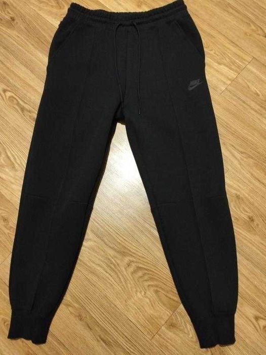 Женские спортивные брюки nike fb8330-010