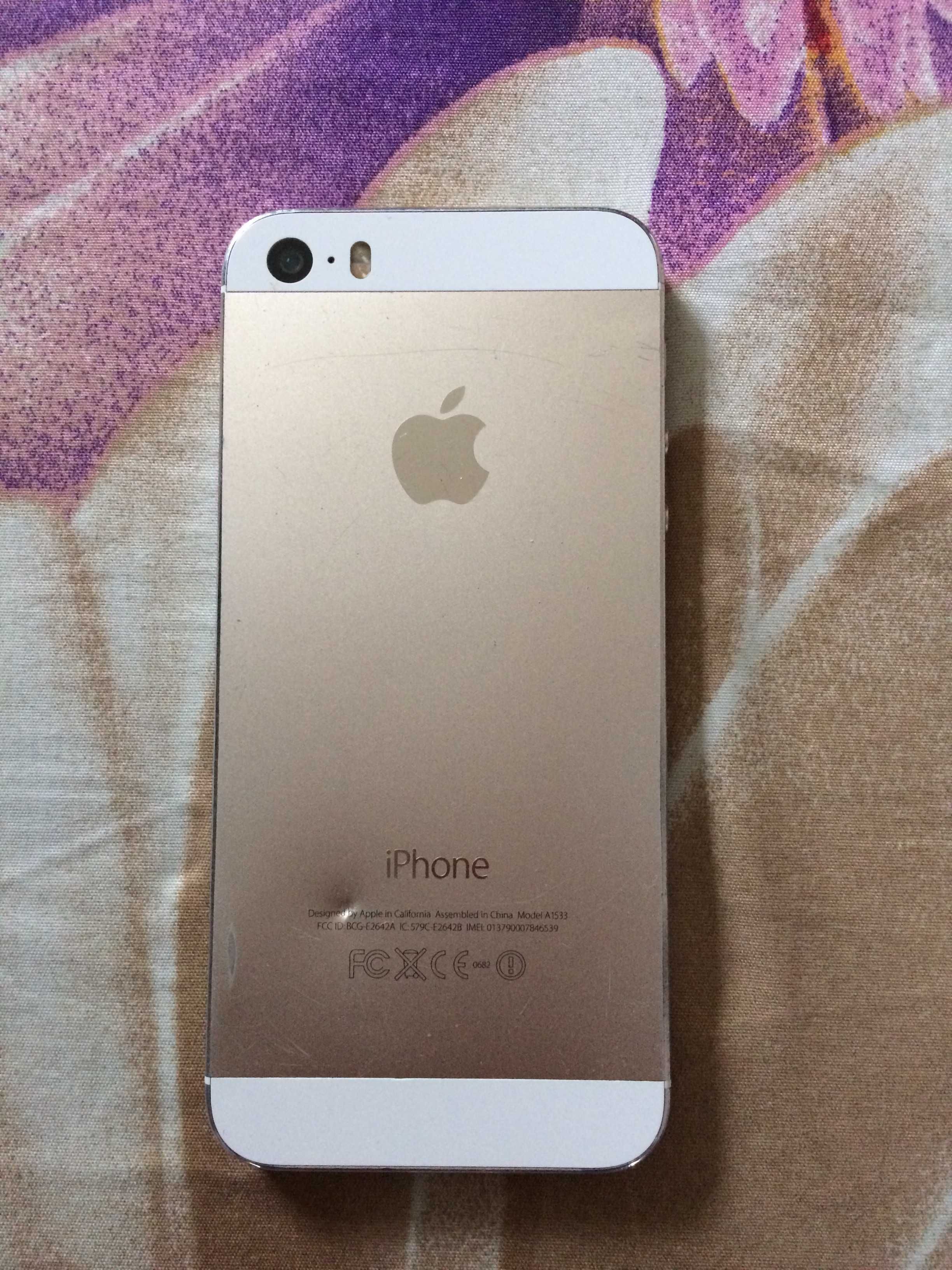 Iphone 5s на  восстановление или разбор