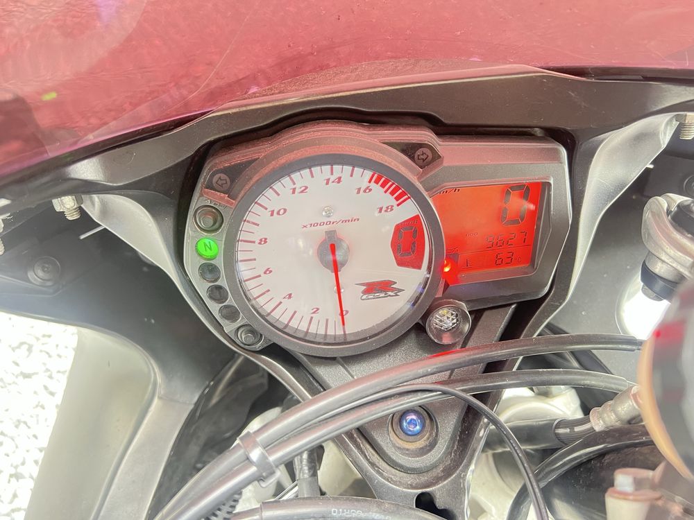 Продам Suzuki gsxr 750