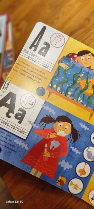 Czytaj z Albikiem  Pióro + 3 książki