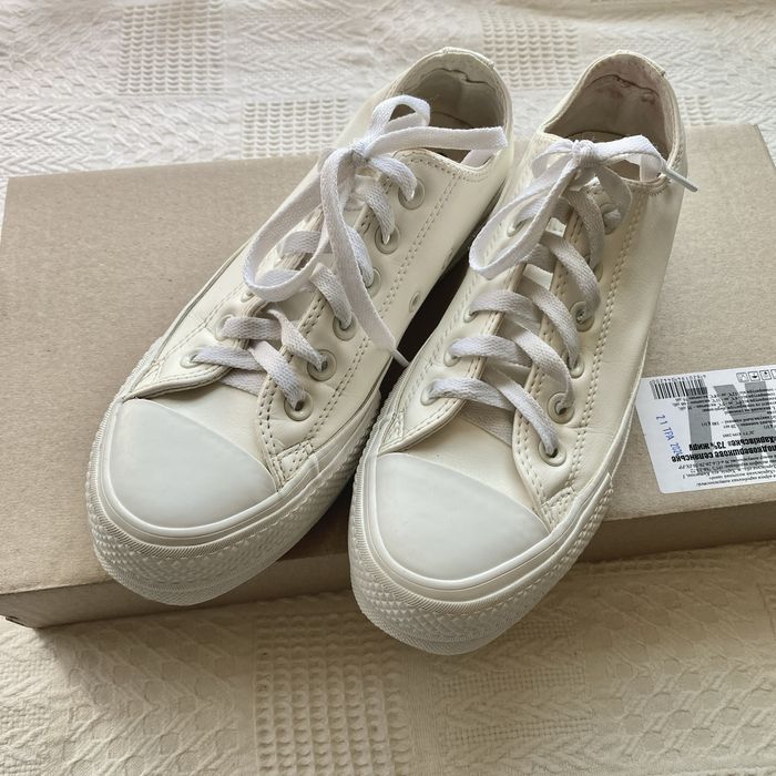 Конверсы converse высокие кеды 37 размер белые