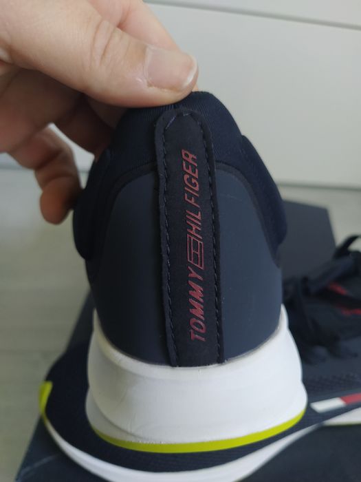 Nowe buty sneakersy Tommy Hilfiger 40 TS Sleek 2