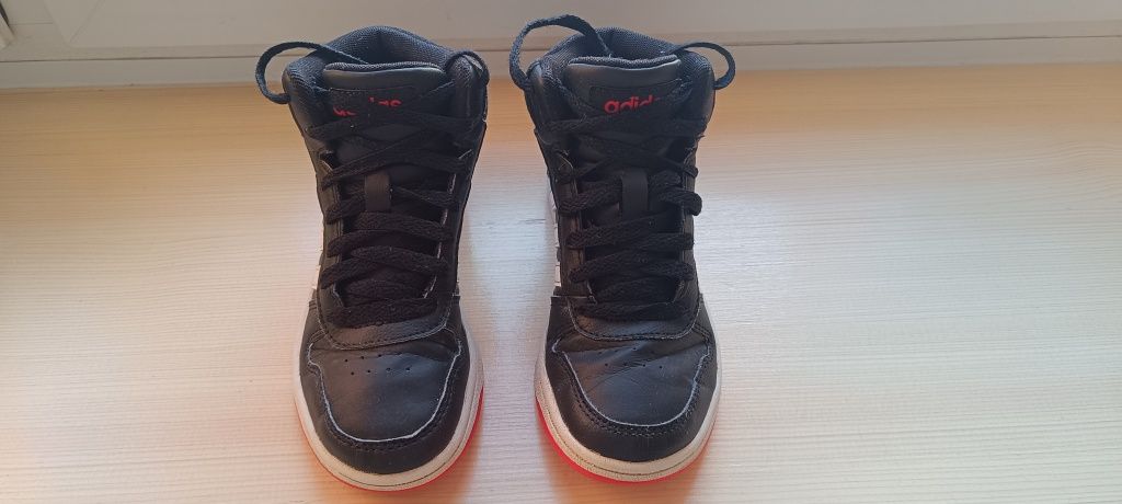 Adidasy dla chłopca