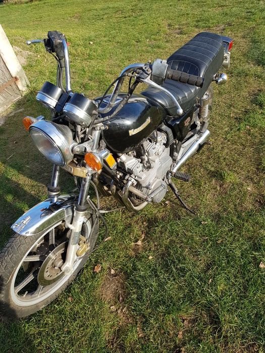 Kawasaki honda suzuki BMW