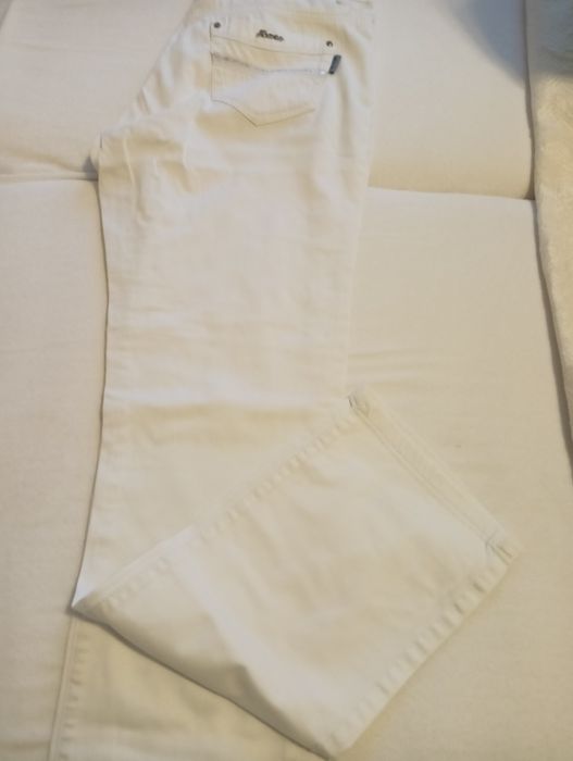 Białe spodnie rozm 42/44