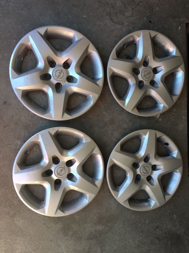 Kołpaki do felg strukturalnych Opel zafira B