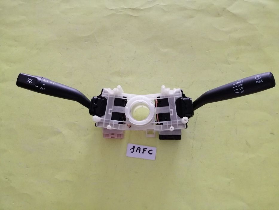 Manete Interruptor das luzes e piscas Toyota Hilux LN145 LN165