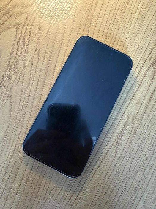 IPhone 15 PRO Stan bardzo dobry