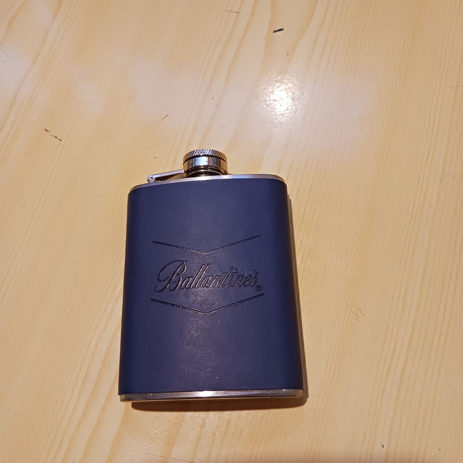 Piersiówka Ballantines 118 ml.