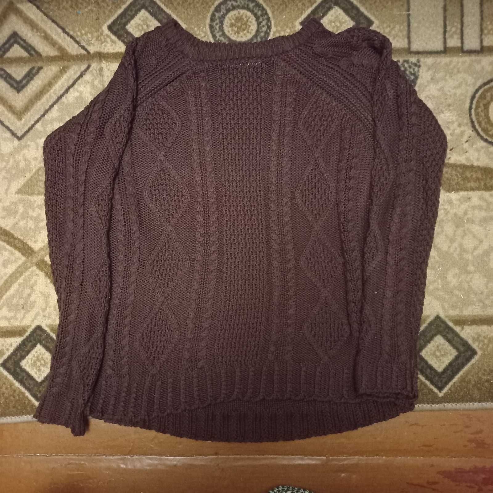 Жіночі светри кофти