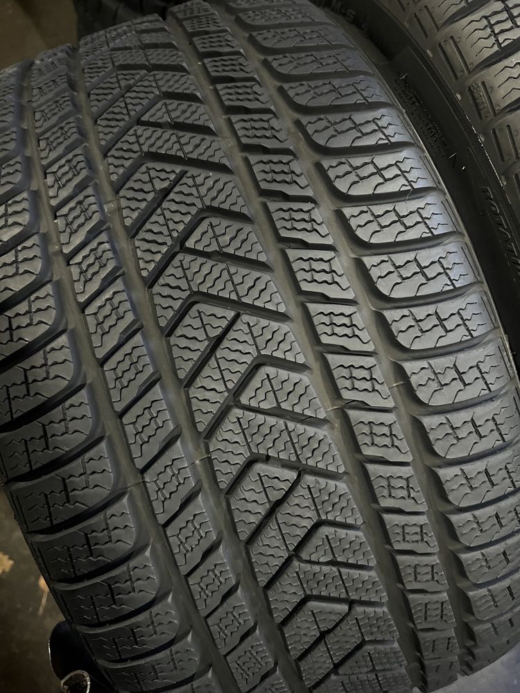 285/30/20+275/35/19 R20 Pirelli Sottozero 3 4шт зима