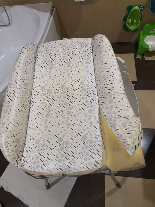 Przewijak  z wanienką chicco
