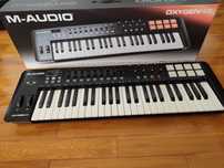 Teclado midi M-Audio Oxygen 49 mk4 como novo