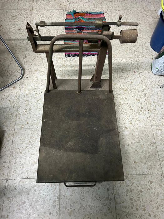 Balança antiga em ferro