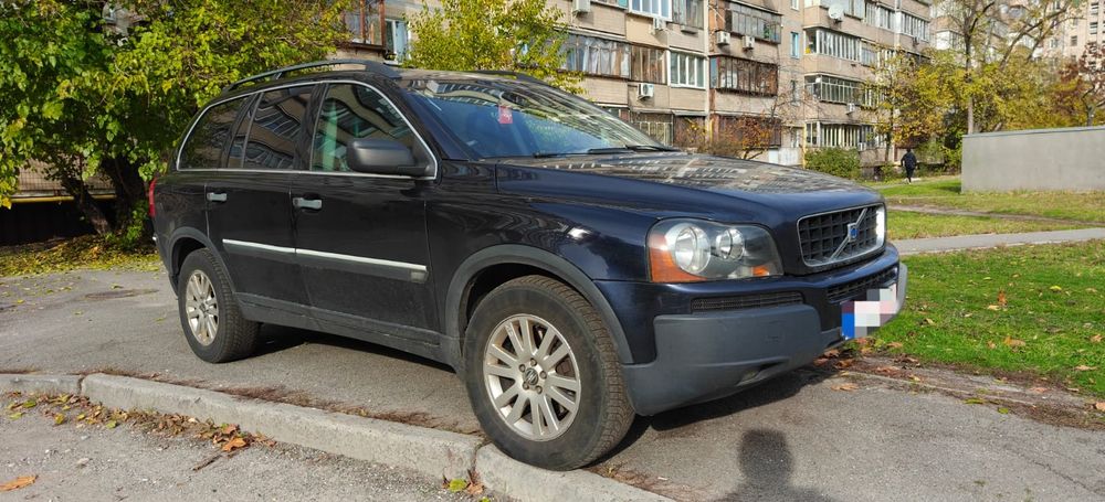 Volvo XC90 2.4 дизель механіка повний привід
