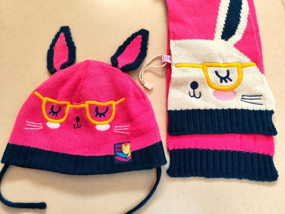 Cachecol e Gorro marca Tuc Tuc (Novo - 12 Meses)