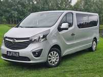 Opel Vivaro 9 osob L2H1 125km Klimatuzacja 2x