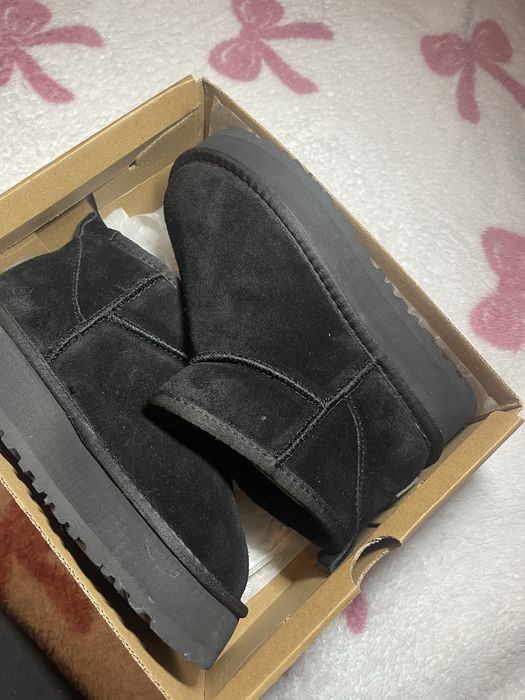 Botas UGG novas