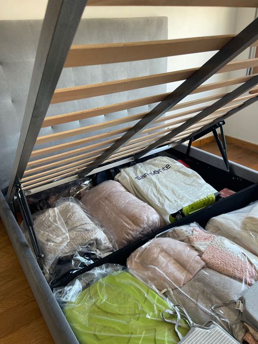 Cama com Estrado Elevatório
